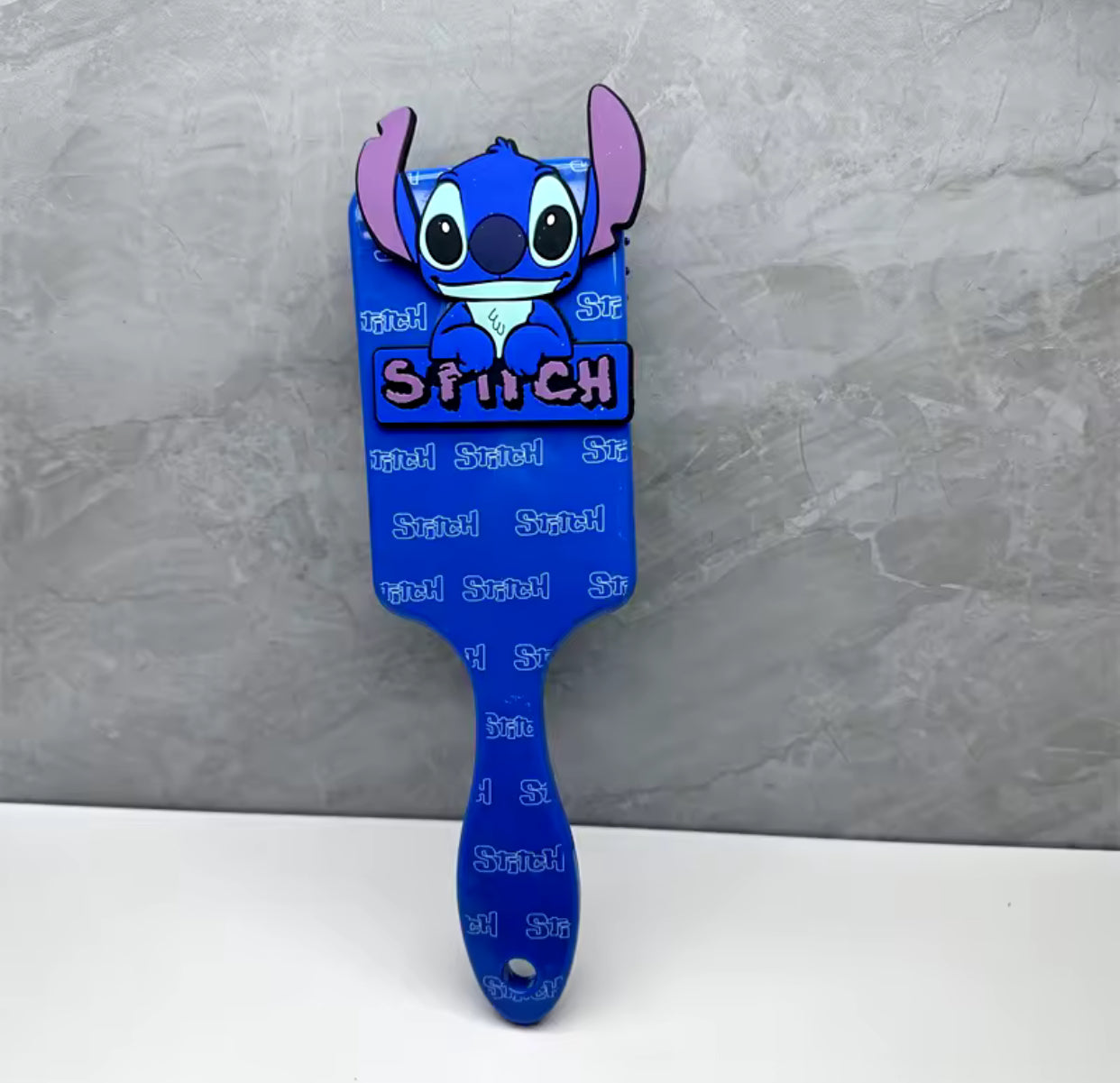 Stitch massage comb for children